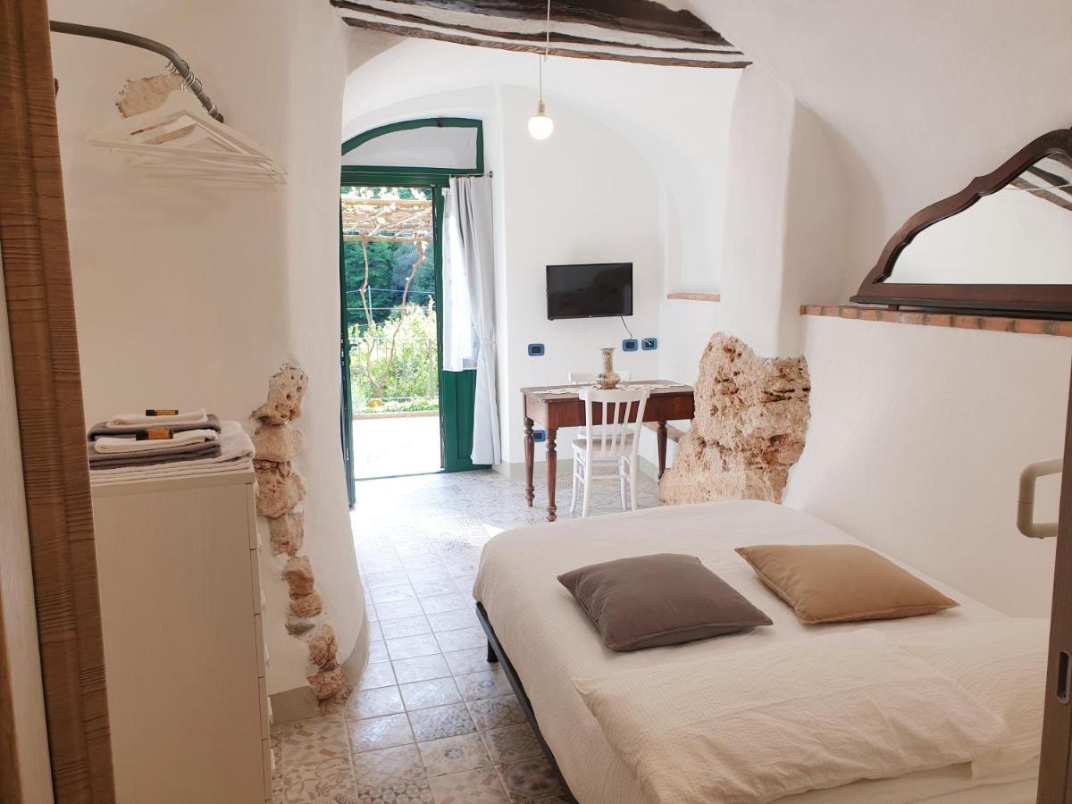 Agriturismo Alveare Финале Лигуре Экстерьер фото